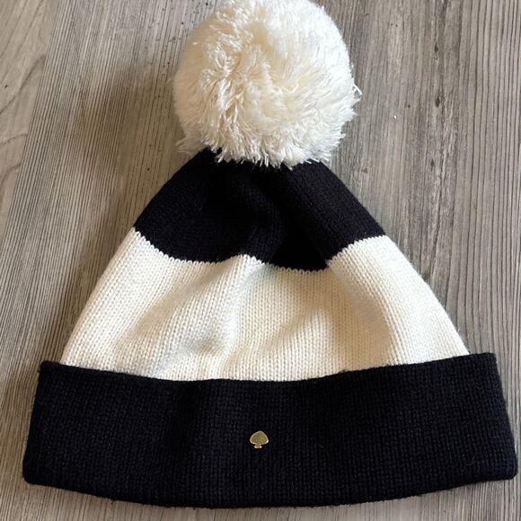 Kate Spade Pom Pom Beanie Hat Cap Gold Logo Knit Black Cream Womens One Size - Picture 3 of 8